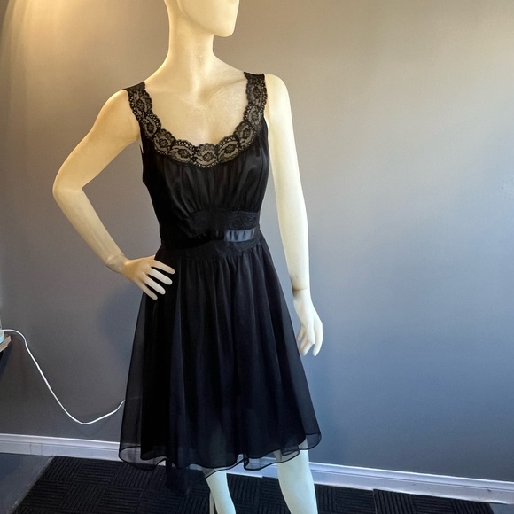 Vintage 1950’s Vanity Fair Lingerie Dress & Robe set - Picture 5 of 8